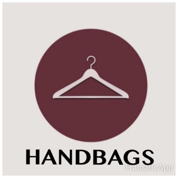 Handbags - Picture 14 of 16